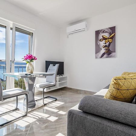 Sunny Apartment Maslina Дуба Екстериор снимка