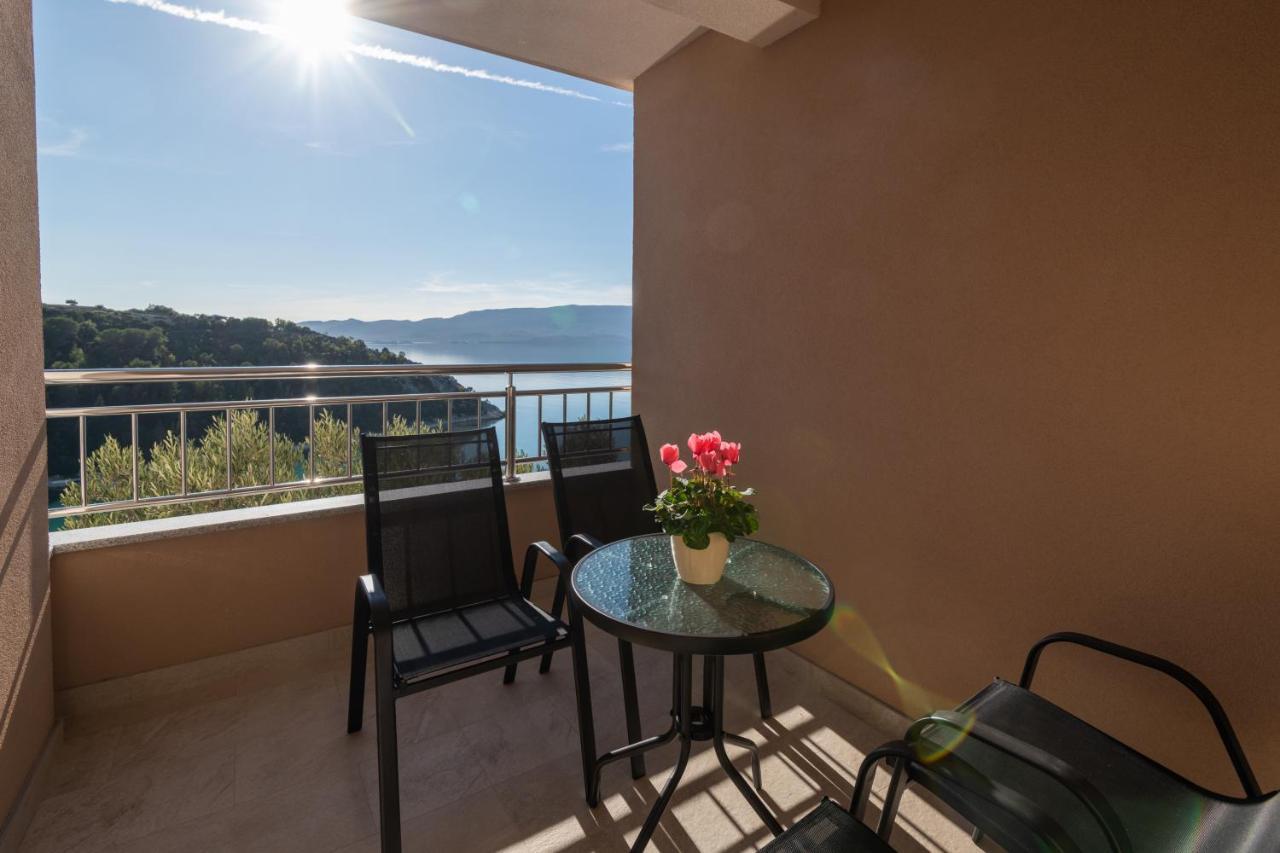 Sunny Apartment Maslina Дуба Екстериор снимка