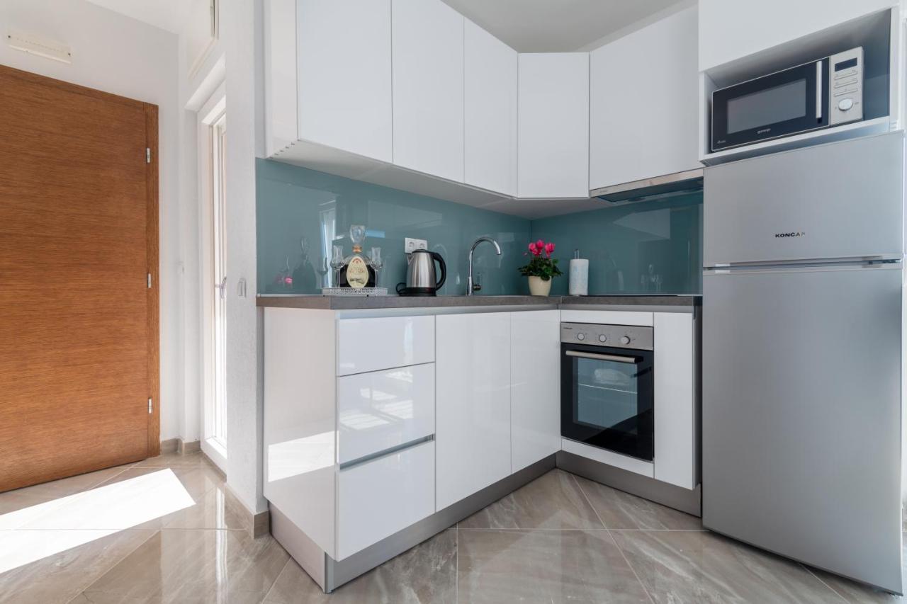 Sunny Apartment Maslina Дуба Екстериор снимка